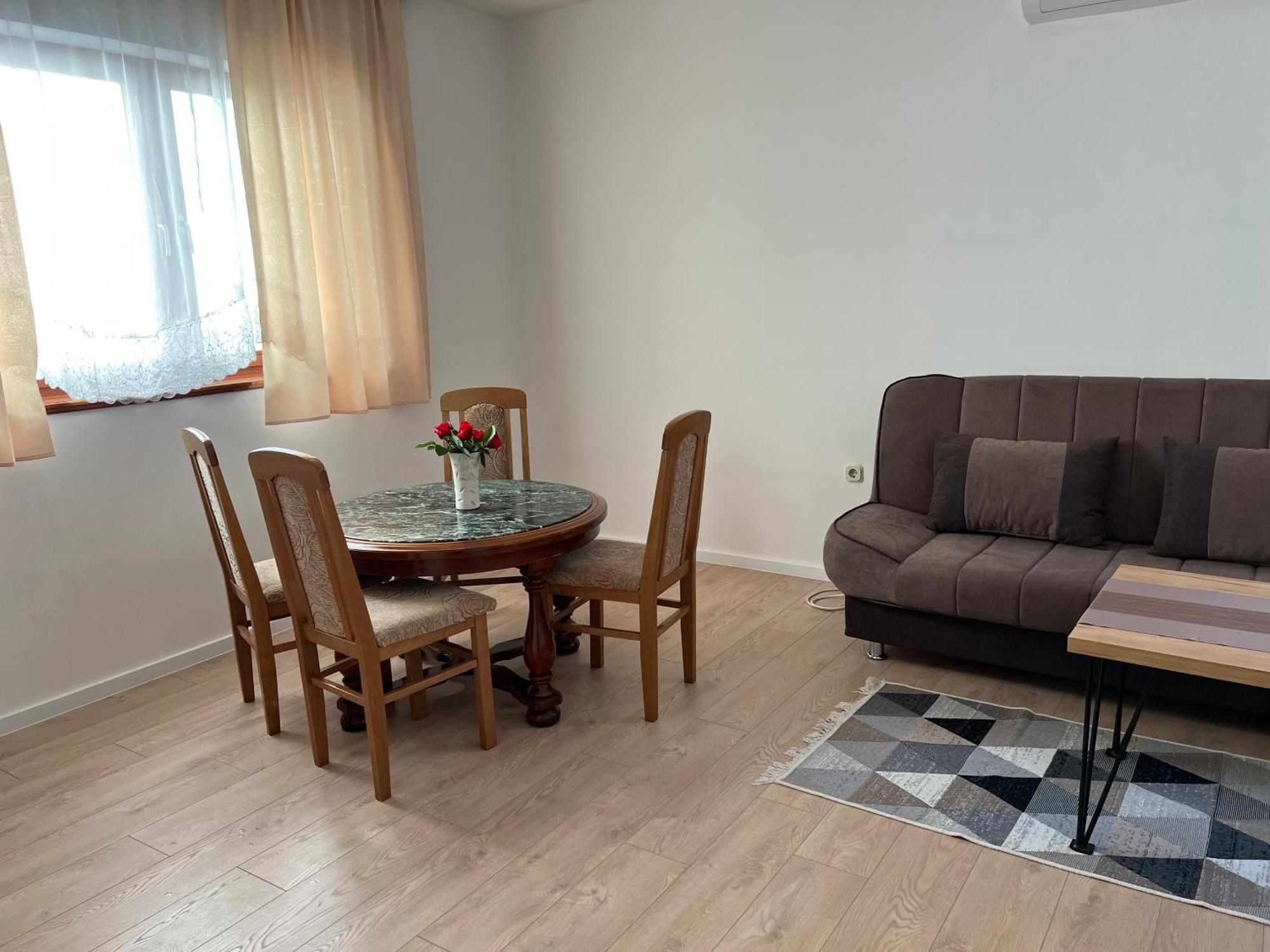 Cheap House Near The Center Of The City Mostar Exterior foto
