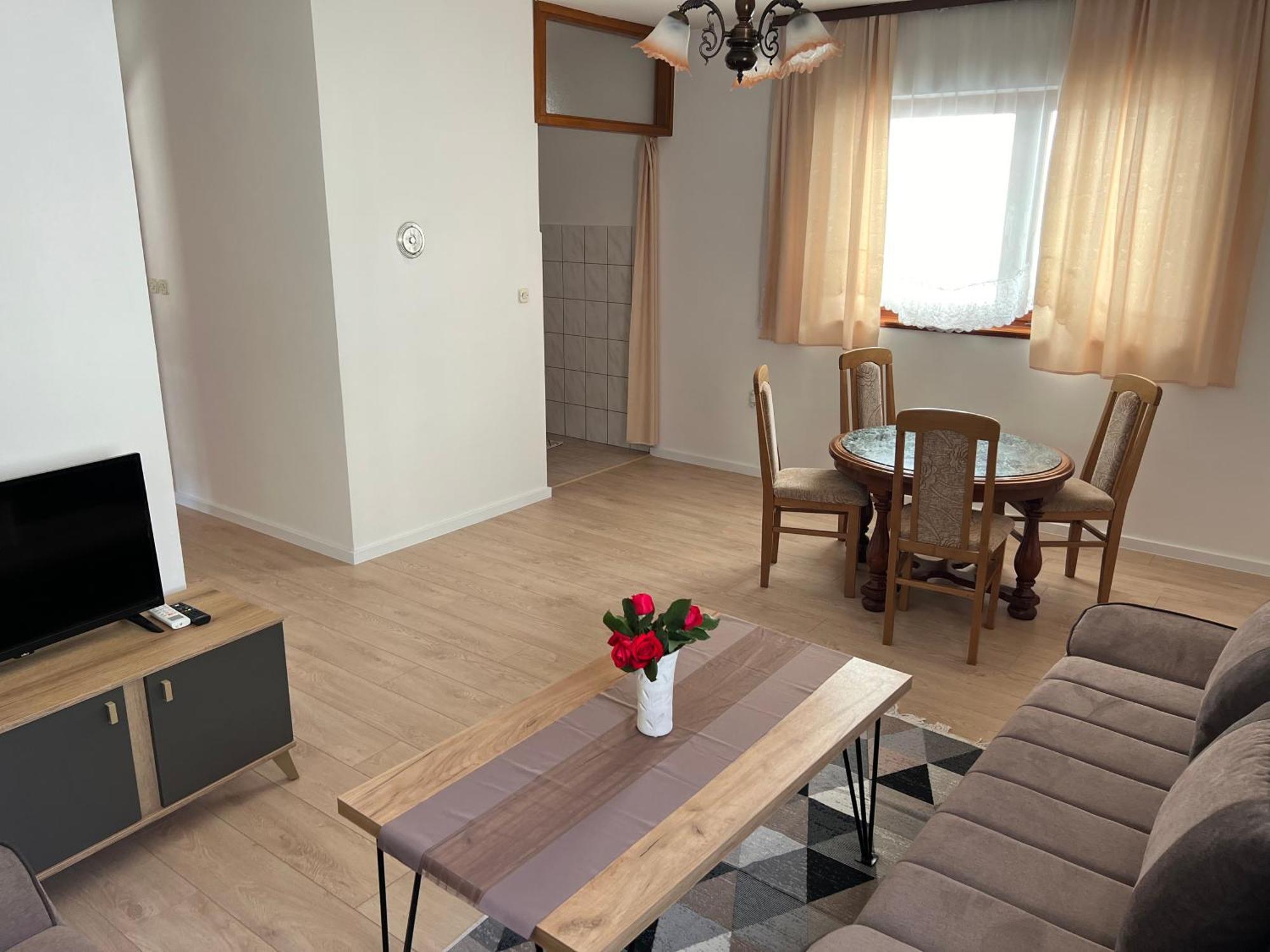 Cheap House Near The Center Of The City Mostar Exterior foto